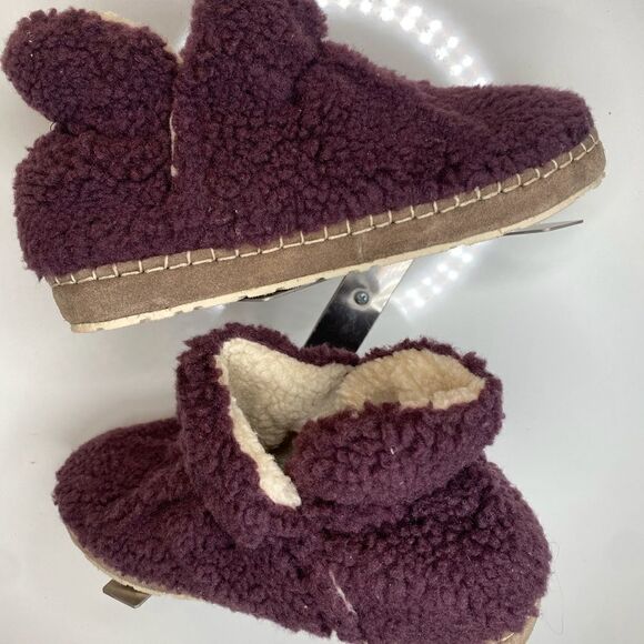 L.L. BEAN WOMEN'S Size 9 PURPLE WOOL COZY SOFT SLIPPERS 507186 - Picture 1 of 5